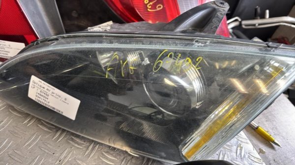 Optique avant principal gauche (feux)(phare) FORD FOCUS 2 PHASE 1 CABRIOLET Essence - Image 3