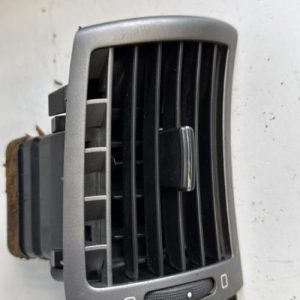 Aerateur tableau de bord avant droit PEUGEOT 407 PHASE 1 Diesel - Image 1