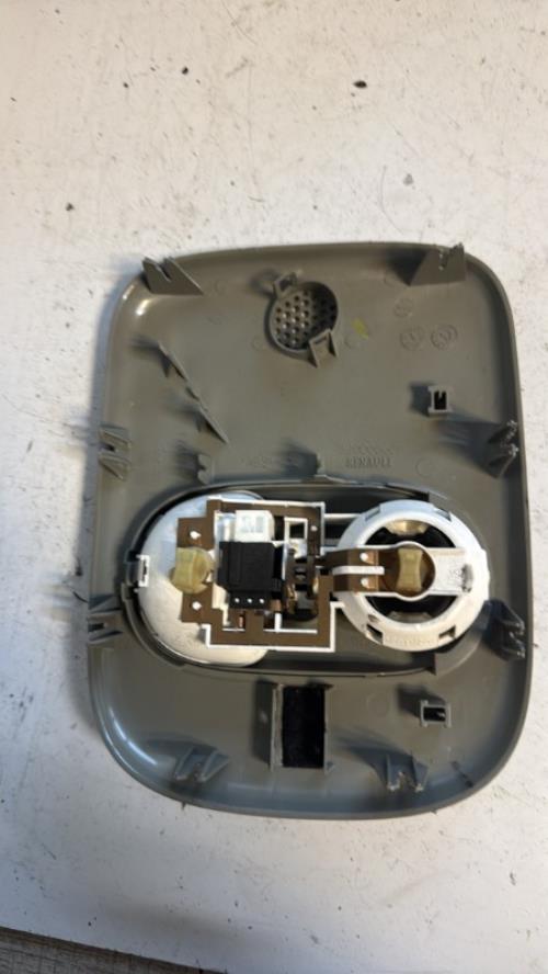 Eclairage de plafonnier RENAULT CLIO 2 PHASE 2 Essence - Image 3
