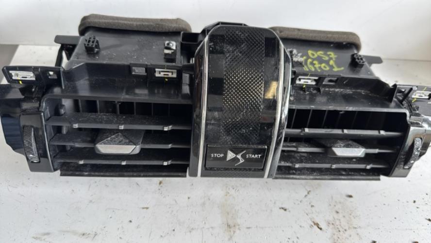 Aerateur tableau de bord DS DS7 CROSSBACK Diesel - Image 2