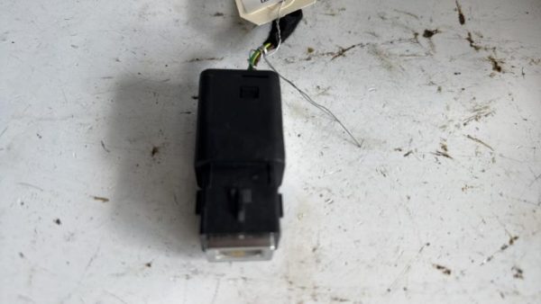 Prise port USB DS DS7 CROSSBACK Diesel - Image 3