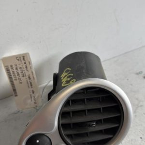 Aerateur tableau de bord avant droit RENAULT CLIO 3 PHASE 2 Essence - Image 1