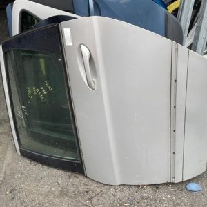 Porte arriere gauche MERCEDES CLASSE B 245 PHASE 1 Diesel - Image 1