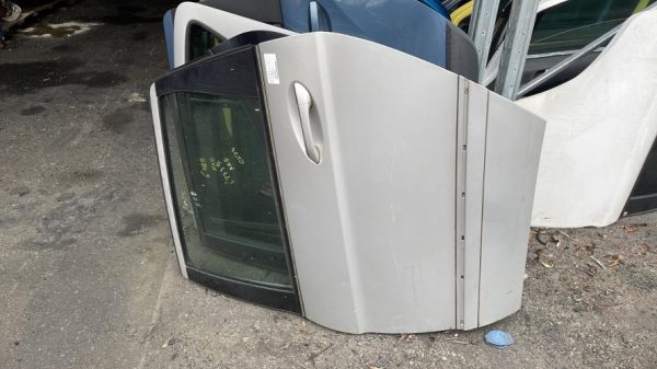 Porte arriere gauche MERCEDES CLASSE B 245 PHASE 1 Diesel - Image 3