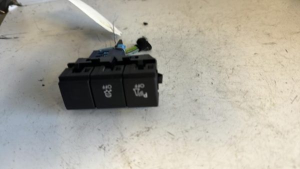 Bouton/Interrupteur CITROEN DS5 PHASE 1 Diesel - Image 1