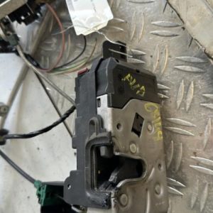 Serrure avant droit OPEL ASTRA H PHASE 1 Diesel - Image 1