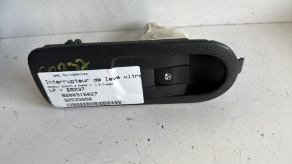 Interrupteur de leve vitre avant droit RENAULT SCENIC 2 PHASE 1 Diesel - Image 1
