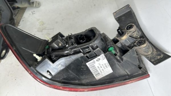 Feu arriere principal droit (feux) RENAULT CLIO 4 PHASE 2 Diesel - Image 3
