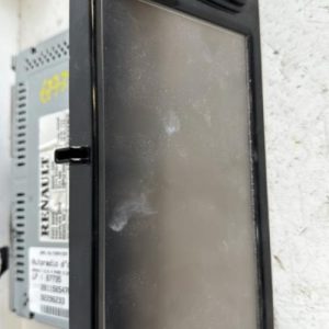 Autoradio d'origine RENAULT CLIO 4 PHASE 2 Diesel - Image 1
