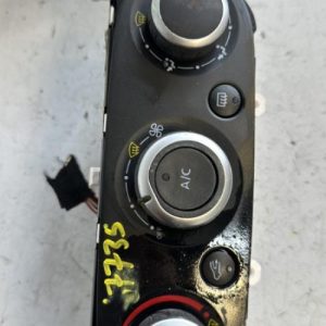 Commande chauffage RENAULT CLIO 4 PHASE 2 Diesel - Image 1
