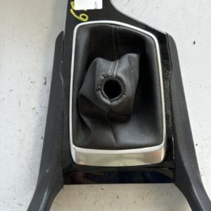 Soufflet de levier de vitesse PEUGEOT 308 2 PHASE 1 Diesel - Image 1