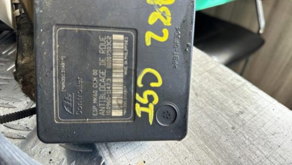Bloc ABS (freins anti-blocage) CITROEN C5 1 PHASE 2 Diesel - Image 2