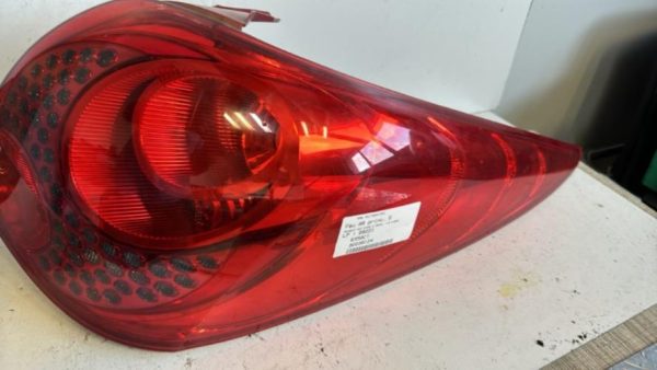 Feu arriere principal droit (feux) PEUGEOT 207 PHASE 2 BREAK Diesel - Image 2