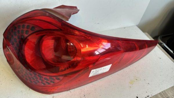 Feu arriere principal droit (feux) PEUGEOT 207 PHASE 2 BREAK Diesel - Image 3