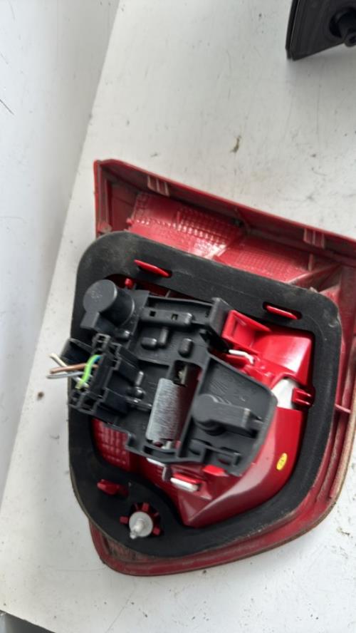 Feu arriere secondaire gauche (feux) SEAT IBIZA 4 ST PHASE 1 BREAK Diesel - Image 3