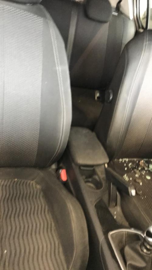 Siege avant droit PEUGEOT 308 2 PHASE 1 Diesel - Image 3