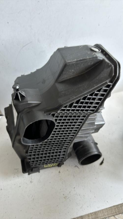 Boitier filtre a air DACIA SANDERO 2 PHASE 2 Essence - Image 3