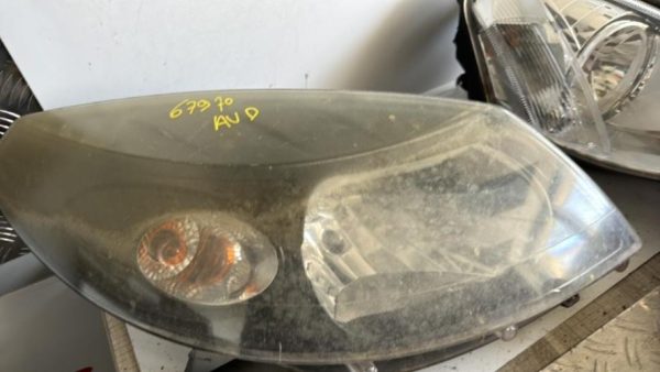 Optique avant principal droit (feux)(phare) DACIA SANDERO 1 Diesel - Image 2