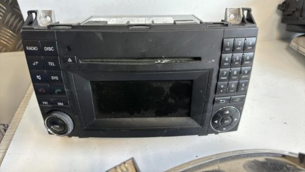 Autoradio d'origine MERCEDES CLASSE B 245 PHASE 2 Diesel - Image 3