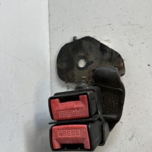 Attache ceinture arriere droit RENAULT CLIO 2 PHASE 2 Diesel - Image 1