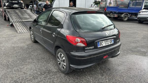 Pare boue avant droit PEUGEOT 206 PHASE 1 Essence - Image 5