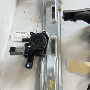 Leve vitre electrique avant droit FIAT TIPO CROSS PHASE 2 Essence - Image 1