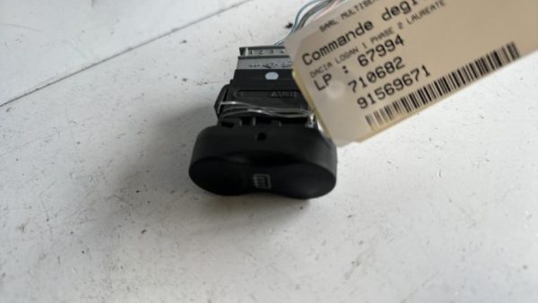 Commande degivrage lunette arriere DACIA LOGAN 1 PHASE 2 Essence/GPL - Image 1