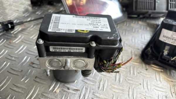Bloc ABS (freins anti-blocage) PEUGEOT 307 PHASE 2 BREAK Diesel - Image 3