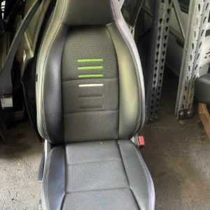 Siege avant droit MERCEDES CLASSE A 176 PHASE 2 Diesel - Image 1