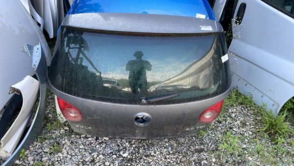 Malle/Hayon arriere VOLKSWAGEN GOLF 5 Diesel - Image 1