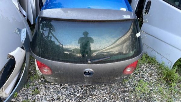 Malle/Hayon arriere VOLKSWAGEN GOLF 5 Diesel - Image 2