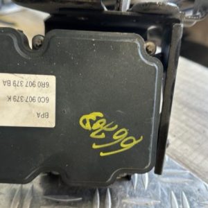 Bloc ABS (freins anti-blocage) SKODA FABIA 3 PHASE 1 Essence - Image 1