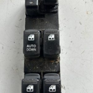 Interrupteur de leve vitre avant gauche HYUNDAI TUCSON 1 Diesel - Image 1