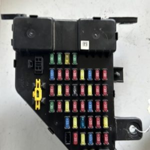 Porte fusible HYUNDAI TUCSON 1 Diesel - Image 1