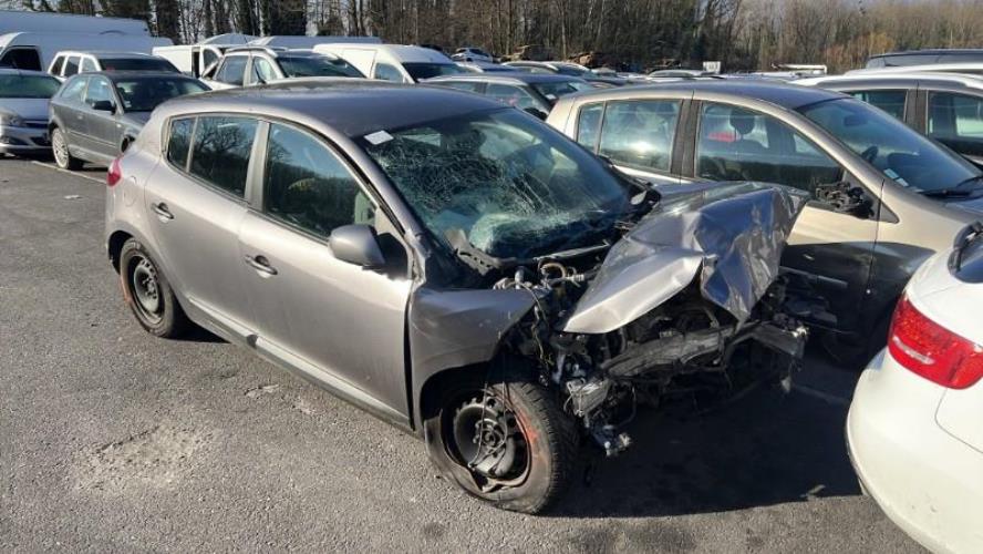 Vitre avant droit RENAULT MEGANE 3 PHASE 1 Diesel - Image 5