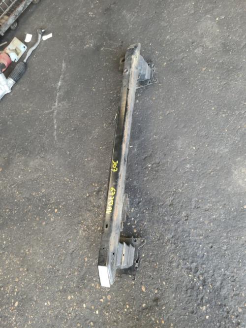 Renfort pare choc avant (traverse) VOLKSWAGEN TOURAN 1 PHASE 2 Diesel - Image 2
