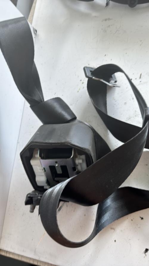 Ceinture arriere droit CITROEN DS3 PHASE 1 Diesel - Image 1