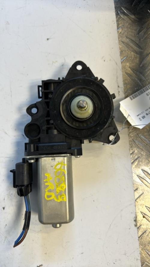 Moteur leve vitre arriere droit LANCIA MUSA PHASE 2 Diesel - Image 2