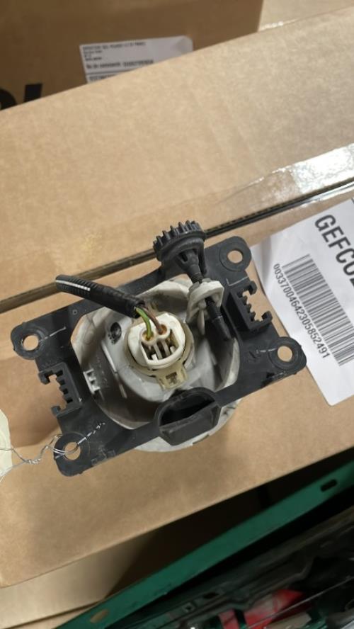 Anti brouillard gauche (feux) AUDI A3 3 LIMOUSINE PHASE 1 Essence - Image 3