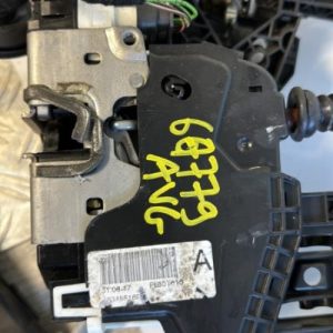 Serrure avant gauche MERCEDES CLASSE A 176 PHASE 2 Diesel - Image 1
