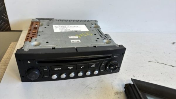 Autoradio d'origine PEUGEOT 207 PHASE 1 Diesel - Image 1