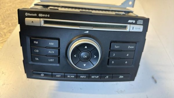 Autoradio d'origine MERCEDES CLASSE A 176 PHASE 2 Diesel - Image 2