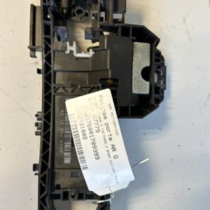 Poignee porte arriere gauche MERCEDES CLASSE A 176 PHASE 2 Diesel - Image 1