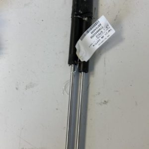Verin de coffre RENAULT CLIO 2 PHASE 1 Essence - Image 1