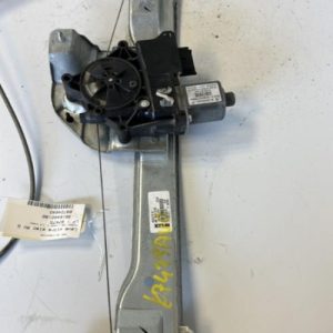 Leve vitre electrique avant gauche PEUGEOT 208 1 PHASE 2 Diesel - Image 1