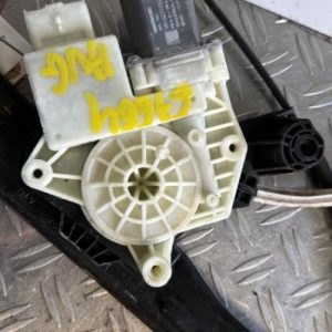 Leve vitre electrique avant gauche PEUGEOT 308 2 SW PHASE 1 BREAK Diesel - Image 1