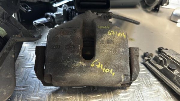 Etrier avant gauche (freinage) VOLKSWAGEN GOLF 6 Essence - Image 3