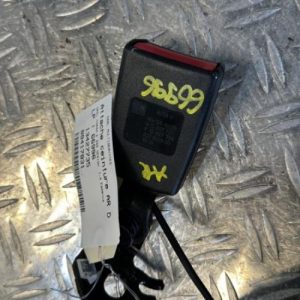 Attache ceinture arriere droit OPEL CORSA E Essence - Image 1