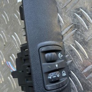 Commande de reglage hauteur de phare RENAULT CLIO 2 CAMPUS PHASE 2 Diesel - Image 1