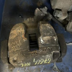 Etrier avant gauche (freinage) PEUGEOT 308 2 SW PHASE 1 BREAK Diesel - Image 1